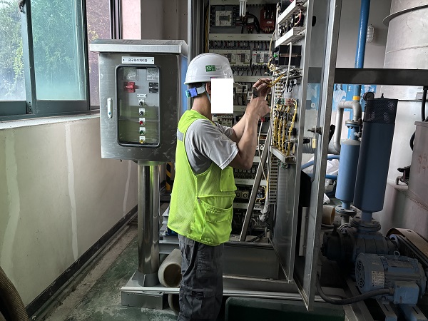 c05414addeaead08e1009799ae54b184_1761809464_7509.jpg c05414addeaead08e1009799ae54b184_1761809464_7509.jpg